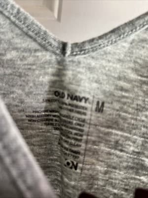 Women’s Gray V Neck Short Sleeve Medium Old Nacho Top With Glitter - Thumbnail 2