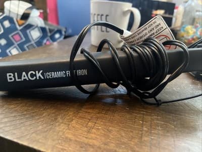 Black Ceramic Hair Flat Iron 1-1.5" - Image 1