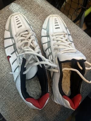 White Men’s Nike Fly wire Shoes Red Nike Logo Shocks And White Laces Size 12 - Thumbnail 2