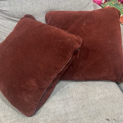 accent pillows set of 2 - Image 1