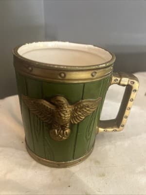 Vintage Green INARCO JAPAN Eagle Mug Stamped excellent condition - Image 1