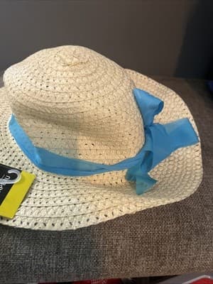 Hat Sun Hat Chapeau Womens One Size Straw Look With Black Band and Bow New NWT - Thumbnail 3