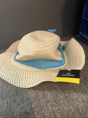 Hat Sun Hat Chapeau Womens One Size Straw Look With Black Band and Bow New NWT - Image 1