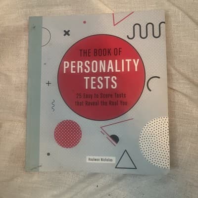 The Book Of Personality Tests by Haulwen Nicholas - Image 1