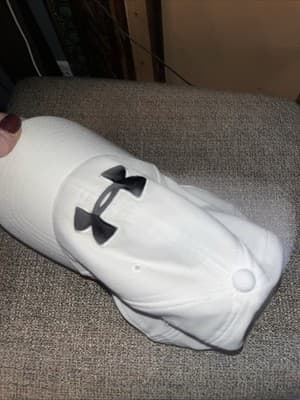 Under Armour White & Black Embroidered Logo Spell Out Fitted Baseball Hat L/XL - Thumbnail 2