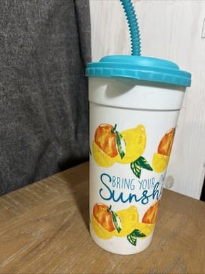 Lemons 75oz “Bring Your Own Sunshine” Party Plastic Tumbler Cup W Lid & Straw - Thumbnail 2