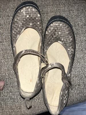 JSPORT 'Cara' Green Wicker Mary Jane Flats Casual Shoes Size 11 - Image 1