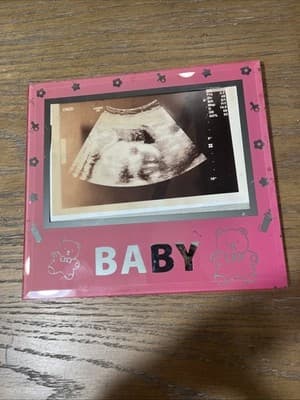 4x6 pink picture frame that Says BABY With Teddy Bears And Bottle Border Glass - Thumbnail 3