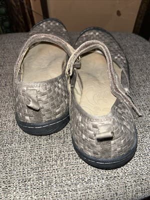 JSPORT 'Cara' Green Wicker Mary Jane Flats Casual Shoes Size 11 - Thumbnail 2
