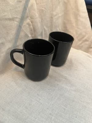 Vintage Set of 2 Homer Laughlin Black Coffee Tea Cups Mugs - Image 1