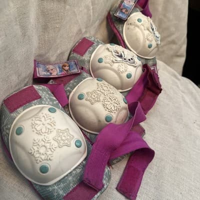 Frozen Kids Knee And Elbow Safety Pads Set Of 4 Disney/Pixar - Thumbnail 3