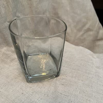 whiskey glass with a square base - Image 1
