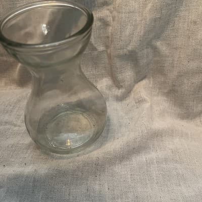 Vintage 6" Clear Glass Bulb Vase – Bud Flower / Absinthe Glass - Thumbnail 4