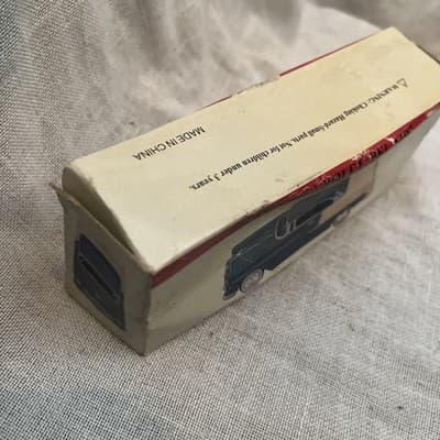 1955 Chevrolet Bel Air in box: 2001 Readers Digest Association, Inc - Thumbnail 3