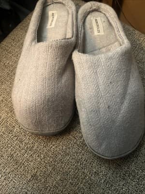 AEROSOLES WOMEN GRAY SLIPPERS WITH MEMORY FOAM SIZE XLARGE 9.5/10.5 - Thumbnail 4