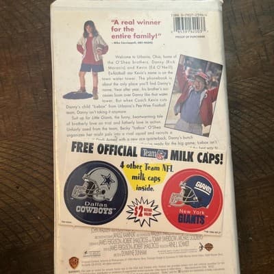 Little Giants (VHS, 1994) With Official Milk Caps Or The Cowboys And Giants - Thumbnail 4