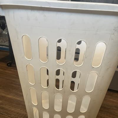 Sterlite 1256 Tall White Laundry Basket 22”H X 21”L X 14.5” Wide - Thumbnail 4