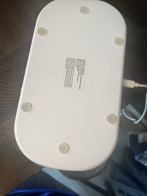 NuvoMed Portable UV Sterilizer for Mobile Phones, Etc + 2x Mobile Charging Ports - Thumbnail 4