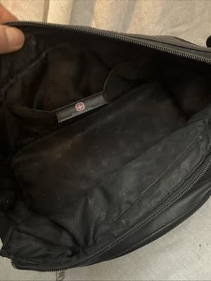 Swiss Gear Toiletry Bag Black Shaving Kit Travel Case 2 zip compartment - Thumbnail 4