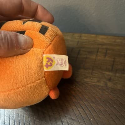 TY Beanie Babies Balls Tigger Disney 5 Inch Collectible - Thumbnail 3