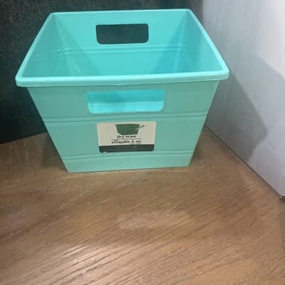 Turquoise Plastic Basket You Can Write On With Dry Erase Markers 7.7”x7.7” - Image 1