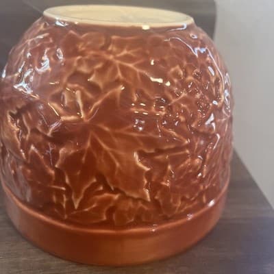 THT Designs Beautiful Maroon Crock Bowl with Leaf Design - Thumbnail 4