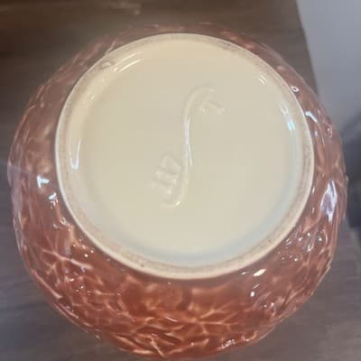 THT Designs Beautiful Maroon Crock Bowl with Leaf Design - Thumbnail 3