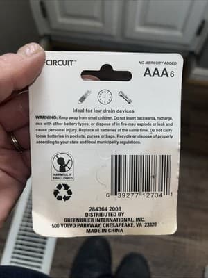 E-circuit AAA1.5V Super Heavy Duty Batteries 8 Pack - Thumbnail 2