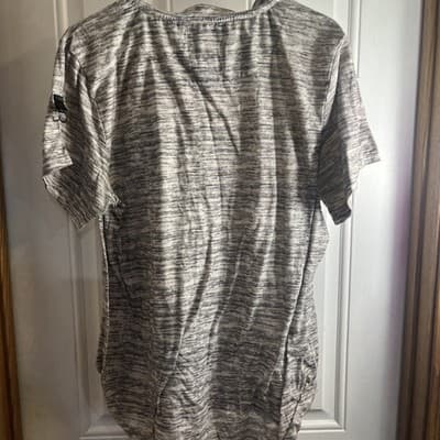 Brooklyn Standard Men’s Large Poly/spandex Blend Gray T Shirt With Logo On Chest - Thumbnail 5