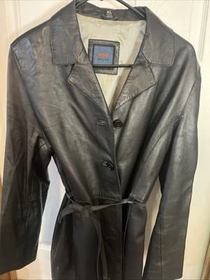 R & O by Deilly Ohnes Black Genuine Leather Trenchcoat Women’s Sz XL - Thumbnail 2