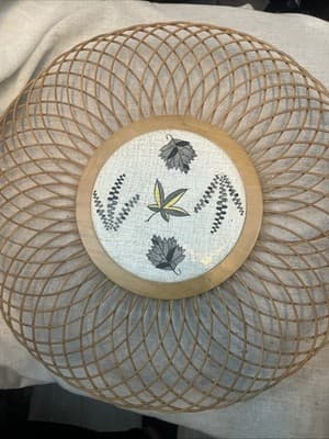 Japanese Style Braided/Woven Straw Basket, Country Farmhouse Fruit/Bread Bowl - Image 1