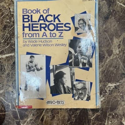 Vintage AFRO-BETS : Book of BLACK HEROES from A to Z (1992) Black History - Image 1