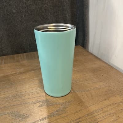 Turquoise Dunkin Donuts 28 Oz Tumbler Without Lid And straw - Thumbnail 2