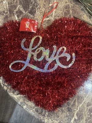 Valentine Love Red Heart Door Wall Hanging 13.5x12 Tinsel Reusable FREE SHIPPING - Image 1