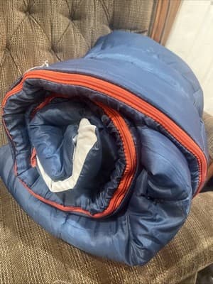 Ozarke Trail Camping Adult Navy Puffer Sleeping Bag With Orange Zipper 33x77 - Thumbnail 6