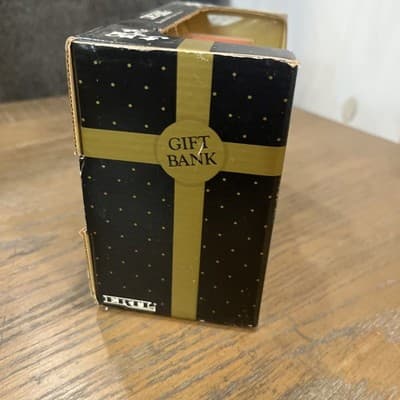 ERTL 1991 GIFT BANK DIE-CAST METAL COLLECTIBLE CAR SEASON'S GREETINGS CHRISTMAS - Thumbnail 3