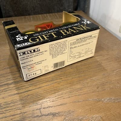 ERTL 1991 GIFT BANK DIE-CAST METAL COLLECTIBLE CAR SEASON'S GREETINGS CHRISTMAS - Thumbnail 5