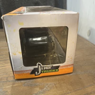 2014 Jada Flat Black 1953 Chevy Stake Truck 1:24 diecast just trucks - Thumbnail 6