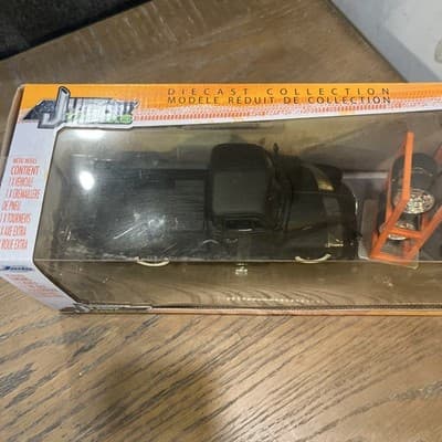 2014 Jada Flat Black 1953 Chevy Stake Truck 1:24 diecast just trucks - Thumbnail 3