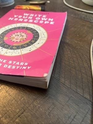 Write Your Own Horoscope Jane Struthers - Thumbnail 2