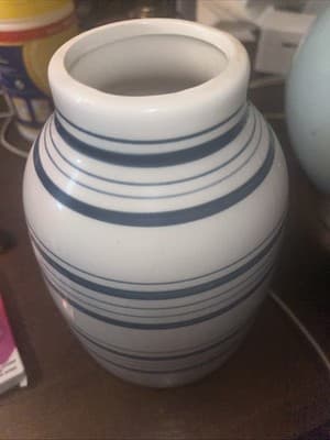 Lovely Blue Striped Container Vase - Thumbnail 2
