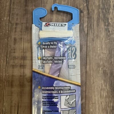 Disney Frozen II SkyDiamond 23" Kite Anna with String NEW - Thumbnail 3