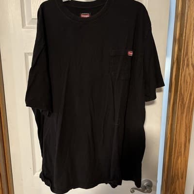Men’s 2XLT BLACK WRANGLER T SHIRT - Image 1