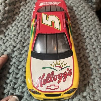 NASCAR® - #5 - Kellogg's - Diecast Car - 1:43 - Image 1