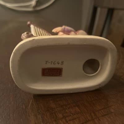 Vintage Ceramic Figurine Girl w/ Pigtails Playing Harp Enesco? Napco? - Thumbnail 3
