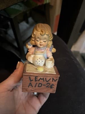 Vintage Josef Originals Happiness Is Series Lemon Lemun Aid Stand - Image 1