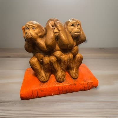 Three Wise Monkeys Speak No Evil, Hear No Evil, See No Evil On Books (#65-56) - Thumbnail 4