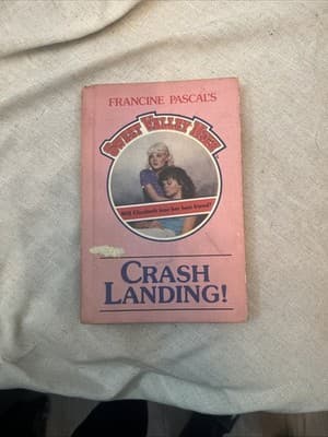 Crash Landing (Sweet Valley High) - Hardcover By Pascal, Francine - Image 1