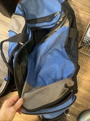Travel Gear Brand Duffle Bag With Wheels 31” X 18” X 10.5” Blue Used Pockets Zip - Thumbnail 2