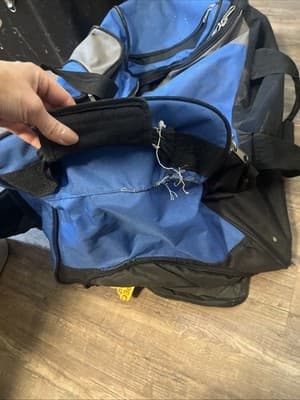 Travel Gear Brand Duffle Bag With Wheels 31” X 18” X 10.5” Blue Used Pockets Zip - Thumbnail 3
